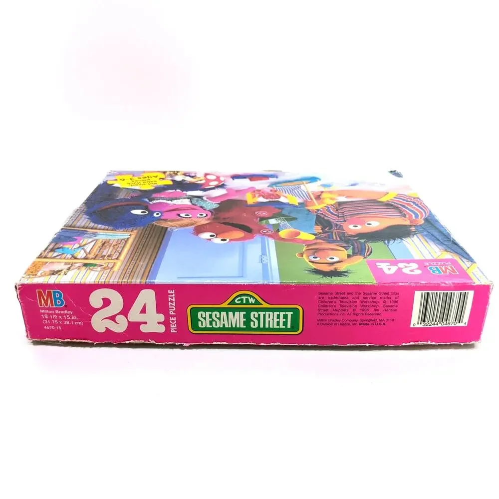 VTG Sesame Street 24 Piece Jigsaw Puzzle Bathtub Bert Ernie Elmo Grover Complete